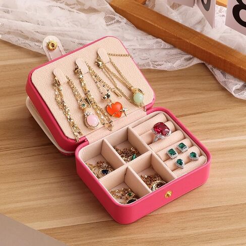 حقيبة سفر جلدية من Kadiby Jewelry مع مرآة، منظم مجوهرات صغير للسفر، صندوق مجوهرات محمول، منظم تخزين صغير، صندوق تخزين صغير للخواتم والأقراط والقلائد والهدايا (أبيض) in Kuwait