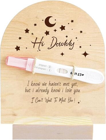 FREEBLOSS Surprise Pregnancy Announcement for Dad Baby Reveal Ideas for Husband, Hi Daddy Pregnancy Test Keepsake Wooden Sign for New Dad Surprise Gift, Star and Moon in Saudi Arabia