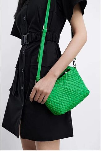 حقيبة كتف نسائية من الجلد المضفر من LEMONEYE بحزام قابل للفصل مصنوعة يدويًا حقيبة ساعي صغيرة كاجوال in Kuwait