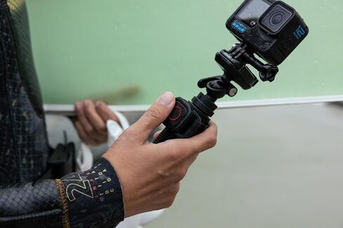 GoPro Extension Pole (Extends from 10" to 48") + Waterproof Shutter Remote - Official GoPro Accessory in Saudi Arabia