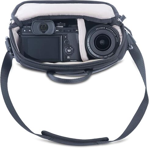 Vanguard VEO GO15M BK Shoulder Bag for Mirrorless/CSC Cameras - Black in Saudi Arabia