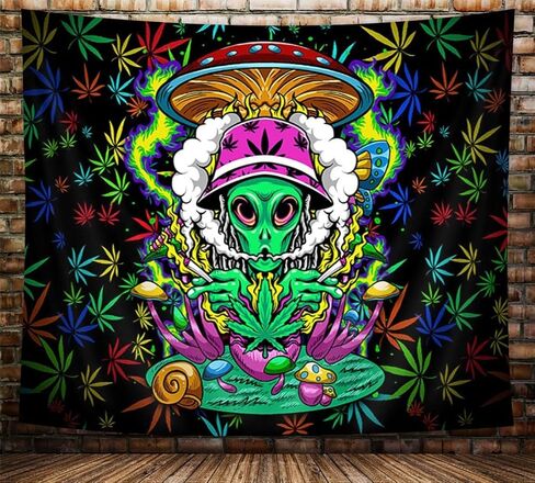 Blacklight Cool Weed Tapestry للرجال، الأشعة فوق البنفسجية التفاعلية Trippy Alien Stuff نسيج أوراق الماريجوانا لغرفة النوم، مخدر التعادل صبغ ستونر المفروشات ملصق بطانية مسكن الكلية يتوهج في الظلام، 60 × 40 بوصة in Kuwait