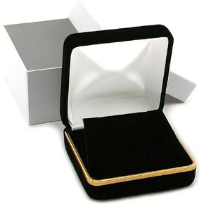 Black Velvet Necklace Pendant Gift Box with Brass Trim in Saudi Arabia