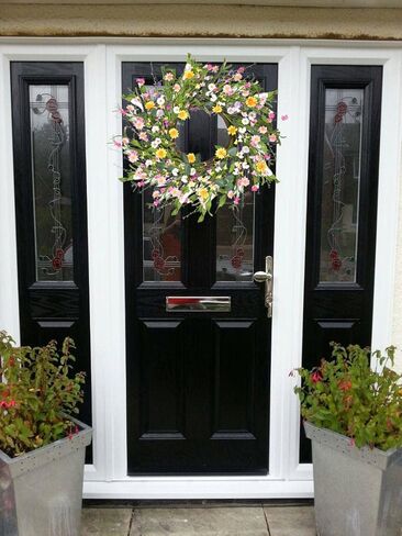 20" Artificial Daisy Flower Wreath - Silk Floral Wreath Yellow Flower Wreath Artificial Spring and Summer Wreath Front Door Wreath for Home Kitchen Wall Door Decor in Kuwait