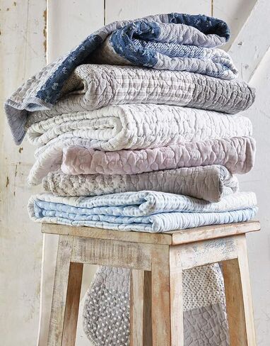 Stephan Baby Heirloom-Quality Pieced Crib Quilt, Wonderfully Made (G2143) in Saudi Arabia