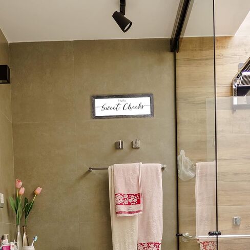 لافتة ديكور للحمام بتصميم عبارة Hello Sweet Cheeks، ديكور حائط حمام بنمط ريفي مضحك، لافتة ديكور حمام عصرية ريفية، اطار خشبي صلب، 16 × 6 انش in Kuwait