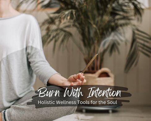 مجموعة متنوعة من أعواد بخور بالو سانتو المميزة، 12 مجموعة بخور ملفوفة يدويًا، 6 روائح: المريمية البيضاء والبتشولي، خشب الصندل، الكوبال، الأرز، الأوكالبتوس، المر مع حقيبة هدايا (مجموعة متنوعة من بالو سانتو 12 × 4) in Kuwait