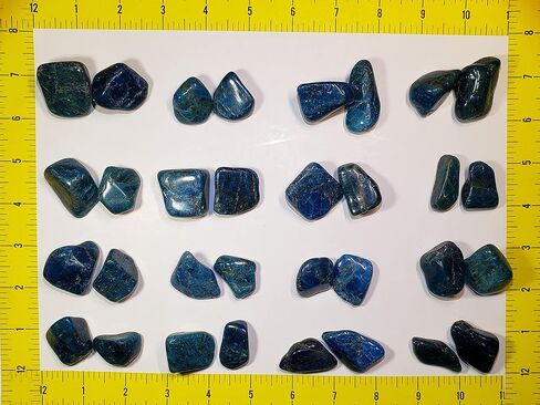 احجار كريمة كريستالية طبيعية مصقولة ومصقولة بدرجة ايه ايه من مدغشقر، قطعتين بلون ازرق اباتيت ازرق in Kuwait