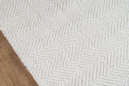Erin Gates by Momeni Ledgebrook Washington Ivory Hand Woven Polyester Area Rug 3'9" X 5'9" in Saudi Arabia
