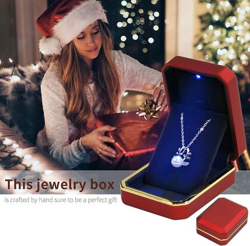 صندوق خاتم Smileshe للنساء والفتيات، صناديق مجوهرات مع ضوء LED، حقيبة حامل خاتم هدايا لحفلات الزفاف والخطوبة (صندوق الخاتم - أحمر داكن) in Kuwait