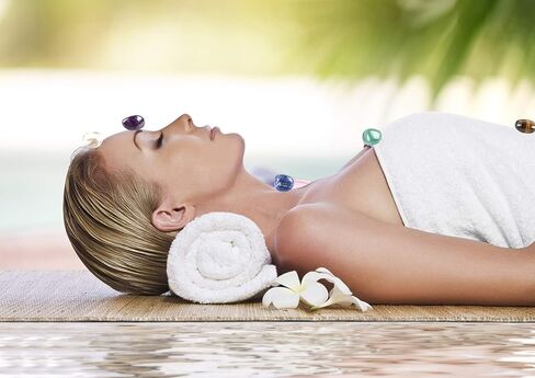 مجموعة الشفاء من حجر الشاكرا والكريستال من vuUUuv للتأمل، وتوازن الشاكرا أو الطقوس، والسيلينيت مع طاقة الشفاء التنظيفية (7 قطع + قطعتين) in Kuwait