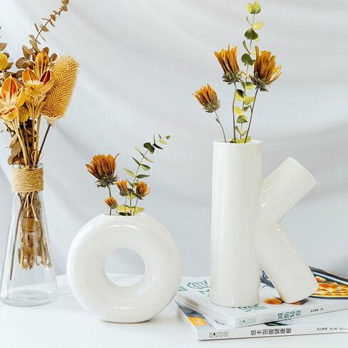سانبيرغ مجموعة مزهرية سيراميك بيضاء من قطعتين على شكل اوك، مزهرية دائرية مجوفة على شكل دونات ومزهرية على شكل حرف K للزهور المركزية، منحوتة فنية ابداعية عصرية بسيطة للمنزل والمكتب وحفلات الزفاف in Kuwait
