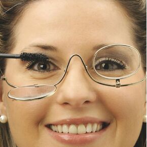 Magnifying Make up Eyeglasses, 3X Magnification, Single Lens, Flip-able Each Side Cosmetic Application in Saudi Arabia