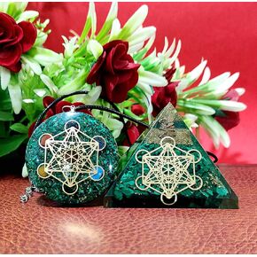 Sawcart Metatron شبكة خضراء الملكيت أورغو هرم ومكعب Metatron's Cube Merkaba مع 7 شاكرا كريستال أورغو قلادة الطاقة الإيجابية مولد طاقة تنظيف اورا ريكي شاكرا شفاء اليوغا التأمل in Kuwait