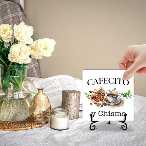 لافتة خشبية مع حامل حديد - Cafecito Y Chisme، لوحة خشبية لديكور فنجان القهوة المنزلي، هدية للنساء والرجال قطعة مركزية للطاولة لتزيين غرفة المعيشة والمكتب والمقهى - 17 in Kuwait