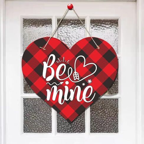 لافتة باب عيد الحب للباب الأمامي، علامة تعليق Be Mine Heart Happy Valentines Day، إكليل تعليق للباب الورقي لديكور الحائط in Kuwait