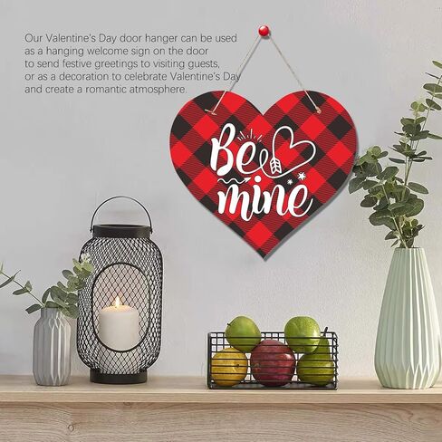 لافتة باب عيد الحب للباب الأمامي، علامة تعليق Be Mine Heart Happy Valentines Day، إكليل تعليق للباب الورقي لديكور الحائط in Kuwait