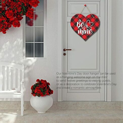لافتة باب عيد الحب للباب الأمامي، علامة تعليق Be Mine Heart Happy Valentines Day، إكليل تعليق للباب الورقي لديكور الحائط in Kuwait