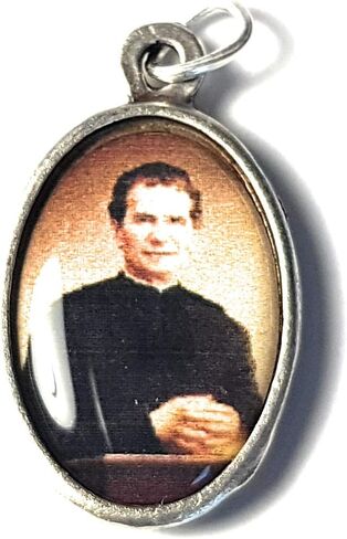Relic Medals 3rd Class of Saint John Bosco Don Patron Christian Apprentice Editor Publisher schoolchildren Youth Magician Juvenile delinquents Juan Cine Magos ilusionistas Escuela artesanal in Kuwait