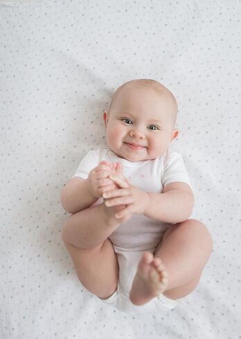 بطانيات موسلين حريرية من Amazing Baby، طقم من قطعتين، فسكوز الخيزران، قطرات ونقاط، جنيه استرليني in Kuwait