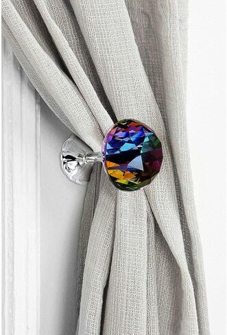 YING CHIC YYC مجموعة من 2 خطاف تثبيت على الحائط على شكل ميدالية بلينغ دايموند ميدالية (بندقية سوداء) in Kuwait