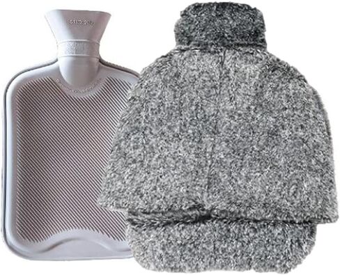 زجاجة ماء ساخن لتدفئة القدم مع غطاء قطيفة ناعم لتدفئة القدم، نعل متين مضاد للانزلاق، زجاجة ماء دافئة لتخفيف الألم وتدفئة القدمين للنساء in Kuwait