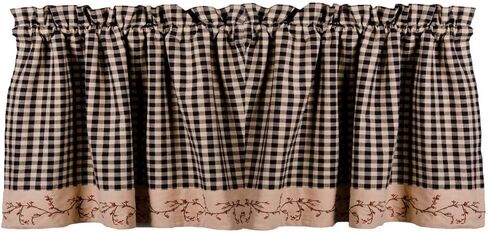 ديكورات منزلية بدائية، التوت فاين تشيك بارن، أحمر وجوزة الطيب، 72 بوصة × 15.5 بوصة، ستارة قطنية مبطنة in Kuwait