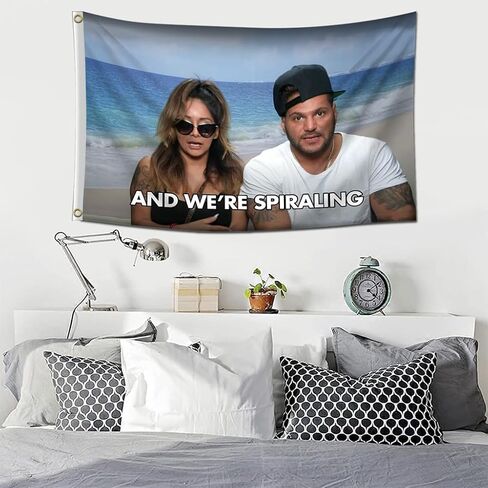 Snooki and Jwoww Flag 3x5 Feet Funny Tapestry For Bedroom Living Room College Dorm Wall Decor in Kuwait