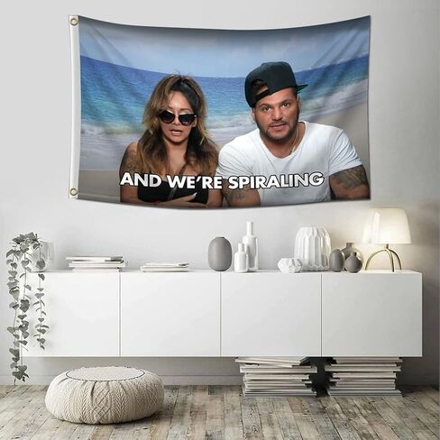 Snooki and Jwoww Flag 3x5 Feet Funny Tapestry For Bedroom Living Room College Dorm Wall Decor in Kuwait