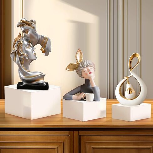 مجموعة رافعات بوفيه من 3 قطع من الاكريليك مع اغطية سفلية، صناديق اكريليك، مكعبات عرض متداخلة من الاكريليك 6 جوانب، مكعبات عرض اكريليك بيضاء، رافعات متداخلة لعرض الكيك ومقتنيات المجوهرات in Kuwait