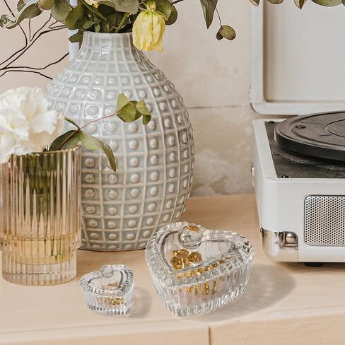 زين بليس صندوق مجوهرات على شكل قلب من الزجاج الكريستالي مع غطاء، صندوق على شكل قلب بتصميم منقوش رائع، صناديق حلي لطيفة مثالية لتخزين الاقراط والقلائد والخواتم وترتر الاظافر والحلوى in Kuwait