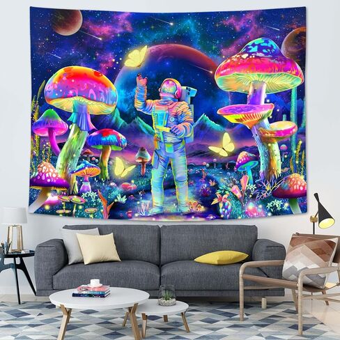 YEXIT Blacklight رائد الفضاء نسيج الفطر، الأشعة فوق البنفسجية رد الفعل المجرة الفضاء النباتات فراشة المناظر الطبيعية المفروشات لغرفة النوم 44 × 60 بوصة in Kuwait