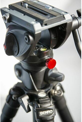 مجموعة مقبض قفل المقلاة وواقي تثبيت 3/8 انش لرؤوس فيديو مانفروتو MVH500AH MVH500AH in Kuwait