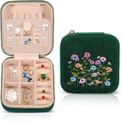 GSPY Velvet Travel Jewelry Box, Small Jewelry Travel Case, Jewelry Box Travel Jewelry Organizer, Travel Gifts for Women, Birthday Gifts for Her, Friend, Travelers in Saudi Arabia