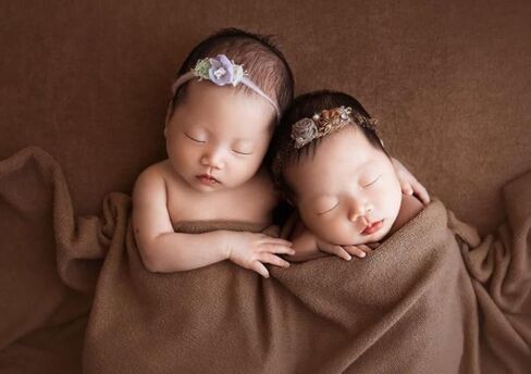 Newborn Photography Wraps Monthly Baby Photo Outfit Girl Stretch Blanket Infant Props Boy Props for Baby Photoshoot Costume (Brown) in Saudi Arabia