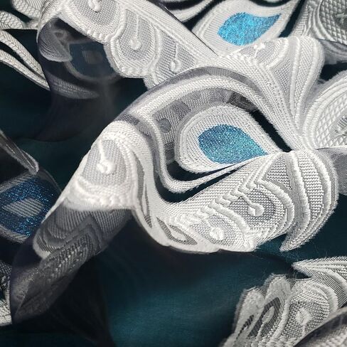 GOHD الطاووس الفخر. ستارة نافذة من قماش الجاكار الفوال المشبك مع ستارة قصيرة مرفقة وظهر من قماش التفتا. مجموعة 2 قطعة. كل قطعة بعرض 137.16 سم × ارتفاع 213.36 سم + ستارة قصيرة مقاس 45.72 سم. (نايتسكي بلو) in Kuwait