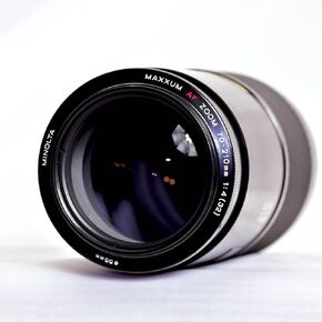 Minolta Maxxum AF 70-210mm F/4 Telephoto Zoom Lens FOR SONY ALPHA A Mount DSLR SLR (Renewed) in Saudi Arabia