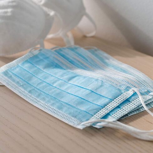 HealthSmart Disposable 3 Layer Face Mask With Ear Loops for Single Use, 25 Each in Saudi Arabia