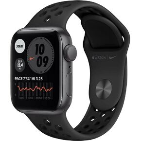 Apple Watch Nike SE (نظام تحديد المواقع العالمي (GPS)، مقاس 40 ملم) من الألومنيوم باللون الرمادي الفلكي مع حزام Nike الرياضي بلون فحمي/أسود (تم تجديده) in Kuwait