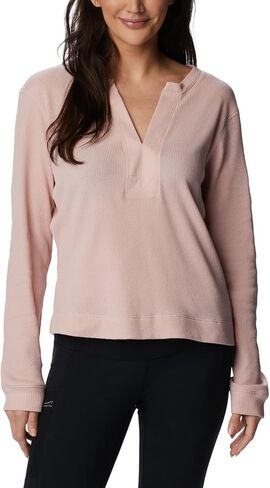 Columbia Women's Holly Hideaway Waffle Long Sleeve in Saudi Arabia