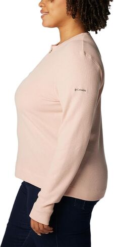 Columbia Women's Holly Hideaway Waffle Long Sleeve in Saudi Arabia