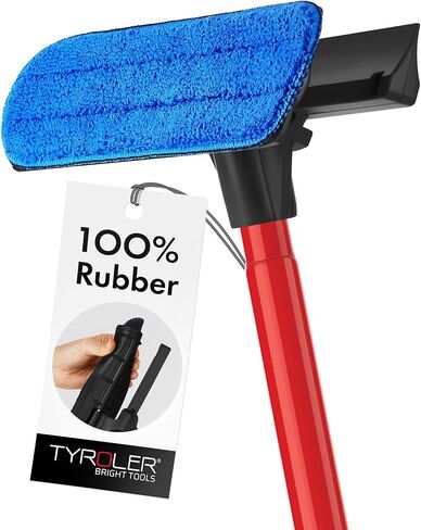 Car squeegee in Kuwait