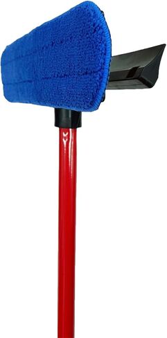 Car squeegee in Kuwait