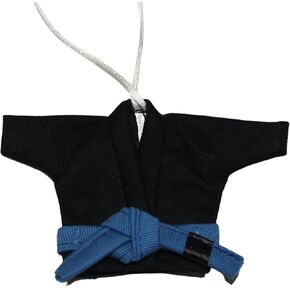 سلسلة مفاتيح جيو جيتسو البرازيلية باللون الأسود BJJ Gi مع أحزمة BJJ باللون الأبيض والأزرق والأرجواني والبني والأسود وحزام هدية in Kuwait