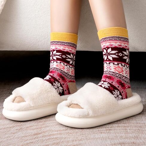 جوارب صوفية للسيدات من Loiyadn - 5 أزواج من الجوارب النسائية السميكة الناعمة، جوارب شتوية للنساء والرجال، جوارب حرارية للنساء in Kuwait