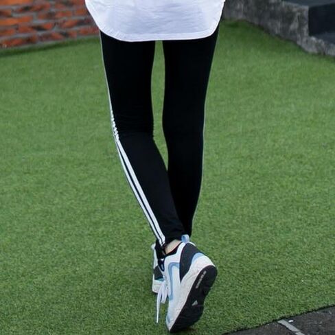 KSK KAISHEK عبوة من قطعتين من السراويل ذات الخطوط الجانبية الكلاسيكية القابلة للتمدد للفتيات من عمر 4 إلى 13 عامًا in Kuwait