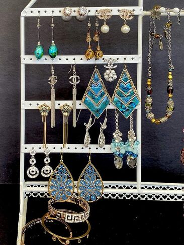 حامل أقراط iFavor123 منظم مجوهرات وقلادة وحامل جداري وحامل عرض كلاسيكي أسود (فضي) in Kuwait