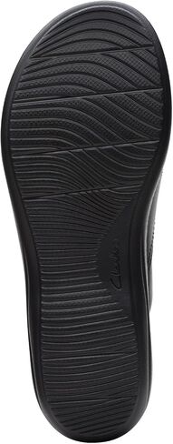 Clarks Women's Laurieann Bay Clog in Saudi Arabia