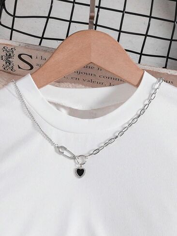 بدلة قفز Cozyease للفتيات مكونة من قطعتين بياقة دائرية وأكمام طويلة وجيب قلاب وأزرار أمامية مكشكشة in Kuwait