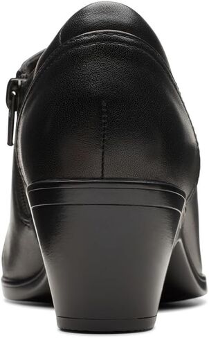 Clarks Women's Emily 2 Dove Pump in Saudi Arabia